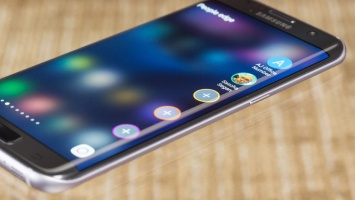 Samsung рассказала о лучшем за два года квартале благодаря успешным продажам Galaxy S7
