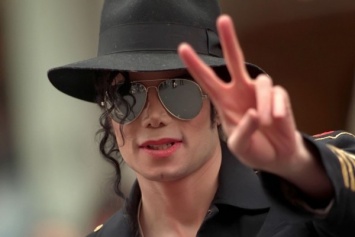 В сети опубликованы фотографии комнаты, где скончался Майкл Джексон