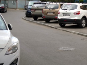 Москвич был избит соседом из-за плохо припаркованного автомобиля из Минкультуры
