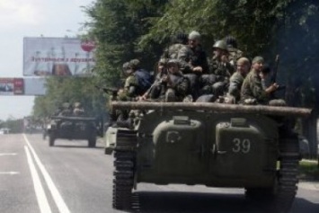 В Донецке боевики проводят масштабную перегруппировку «живой силы» и бронетехники