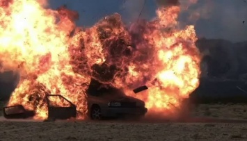 В Йемене на военной базе взорвались два авто, есть жертвы