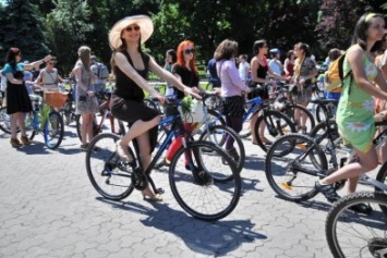 В Киеве состоится Велопарад девушек