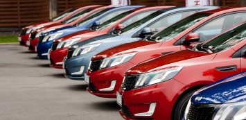 Жители Красноярского края отказываются покупать новые автомобили из-за кризиса