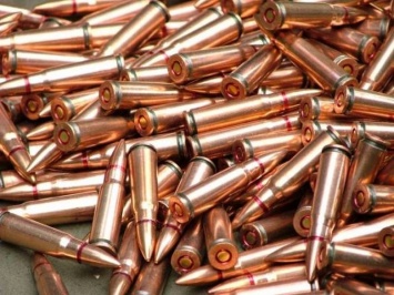 В Черкасской области трое контрактников продали оружие из АТО на 4,5 тыс. долларов