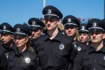 В запорожскую полицию наберут еще 300 человек