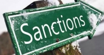 Правительство призвало Совет нацбезопасности ответить на российские санкции