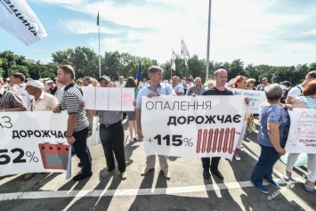 В Одессе прошла акция «Скажем «нет» новым тарифам»