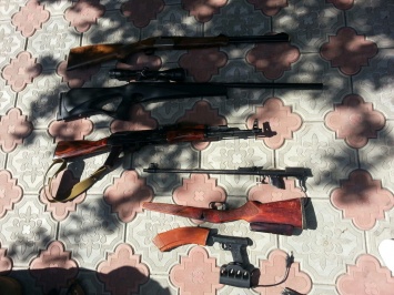 Тайник с оружием обнаружили правоохранители во время обысков "Донецкоблгаза"