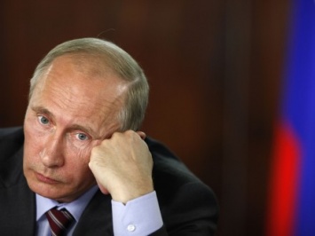 В.Путин отменил все запланированные на неделю поездки - СМИ