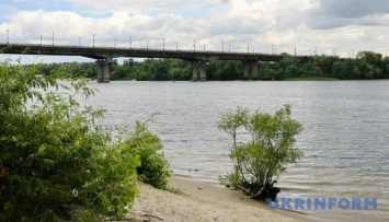 Киевводоканал заверил, что воду проверяют каждый час. Угрозы нет