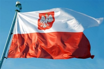Польша пытается развеять тревоги Запада по поводу судебного кризиса до саммита НАТО - WSJ