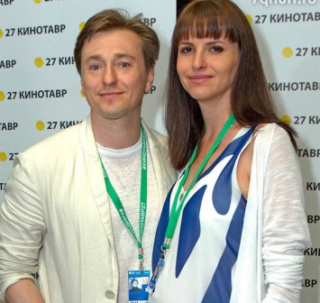 Жена Сергея Безрукова впервые стала мамой