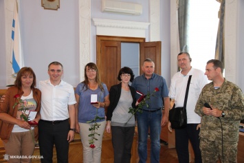Николаевские участники АТО получили благодарственные письма городского головы