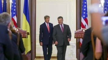 Порошенко рассказал, почему США доверяет Украине