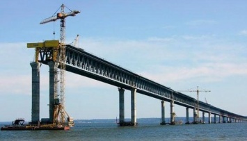 Срок ввода в эксплуатацию Керченского моста перенесли на год