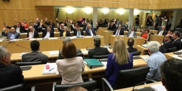Парламент Кипра принял резолюцию о снятии антироссийских санкций