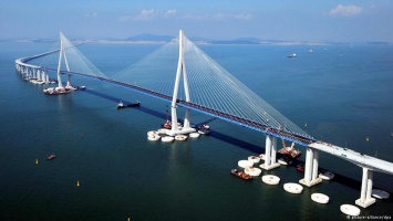 Железнодорожный мост в Крым сдадут на год позже запланированного