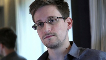 Сноуден назвал день подписания "пакета Яровой" черным