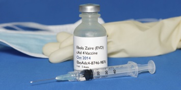 Россия получит вакцину против лихорадки Эбола в следующем году