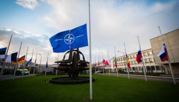 "Курс на усиление восточного фланга": В Варшаве открывается саммит НАТО