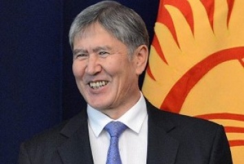 Президент Кыргызстана записал песню о любви и снял клип