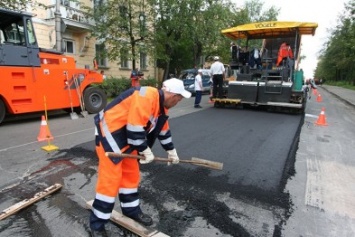 В Симферополе подрядчиков заставили ежедневно делать фотоотчеты о проделанном ремонте дорог