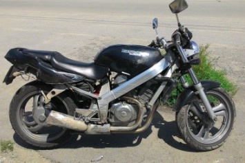 В Запорожье с закрытой охраняемой стоянки райотдела украли мотоцикл
