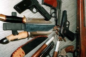Полиция предлагает черниговцам сдать оружие