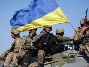 Двое украинских военных погибли в Луганской области, подорвавшись на фугасе