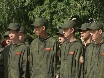 Детей из оккупированного Донбасса отправляют на военную подготовку в Россию