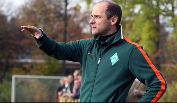 Украинский тренер Скрипник продлил контракт с "Вердером"