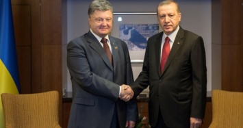 На встрече с Порошенко Эрдоган выразил обеспокоенность преследованиями крымских татар