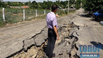 Ущерб на 5 миллионов: село в Одесской области осталось без дорог после ливней