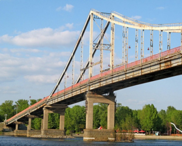 В Украине находится самый длинные в Европе пешеходный мост