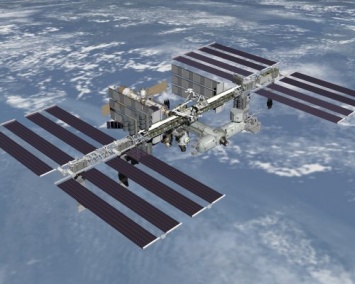 К МКС впервые пристыковался пилотируемый корабль новой серии "Союз МС"