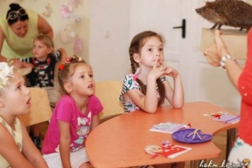 В Херсонском краеведческом музее для детей 4-х лет провели занятие "Дружная семейка"
