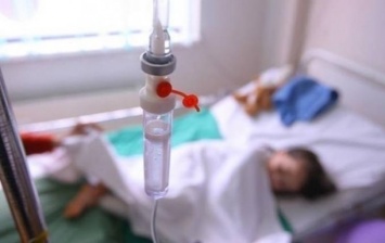 Отравления во Львове: в больницах десятки человек
