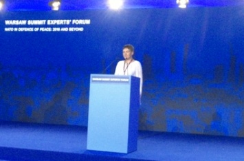 Савченко попросила НАТО не допустить войны в Европе