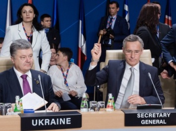 Украина получает Комплексный пакет помощи от НАТО - П.Климкин