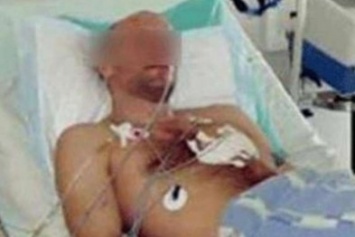 В Мариуполе спасали двух мужчин с ножевыми ранениями