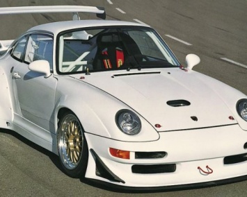 Раритетный Porsche 993 GT2 Evo продадут на аукционе
