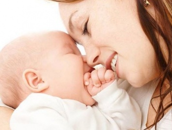 Ученые: Контакт кожи матери и ребенка сказывается на здоровье малыша