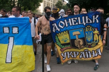 Медведчук: нужно возвращать Донбасс Украине