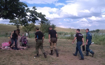 В Алчевске спасатели «дали нагоняй» купающимся в запрещенных местах