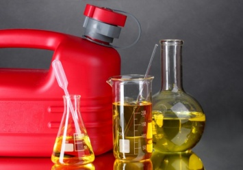 Биотопливо в Украине: Институт потребительских экспертиз проверил качество спиртового бензина