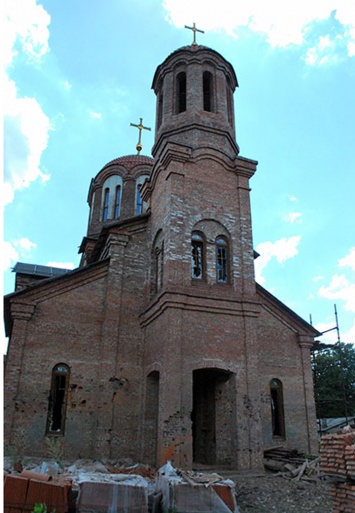 Православный храм попал под обстрел в Горловке (ФОТО)