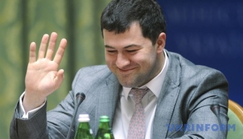Насиров отрицает остановку возмещения НДС