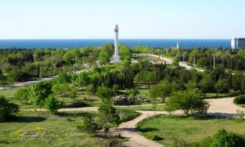 Правительство Севастополя запретило строительство в парках по украинским документам