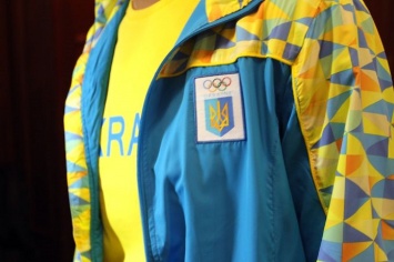 Украинским олимпийцам придумали новую победную форму (фото)
