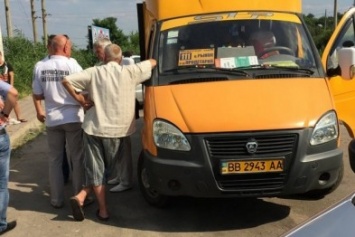 В Лисичанске проверка городского транспорта закончилась скандалом и позором